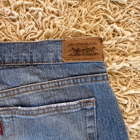 Levi's 515 Boot Cut Jeans Women's Size 10 Light Wash Denim Mid Rise - Picture 4 of 12